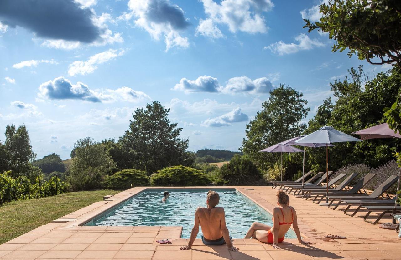 Bed and Breakfast Au Mas Des Calmettes Parisot  Экстерьер фото