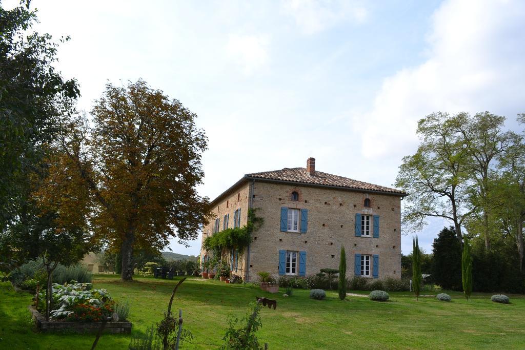 Bed and Breakfast Au Mas Des Calmettes Parisot  Экстерьер фото