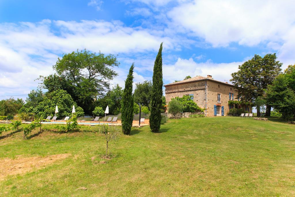 Bed and Breakfast Au Mas Des Calmettes Parisot  Экстерьер фото